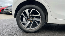 Peugeot 108 1.0 72 Collection 5dr Petrol Hatchback